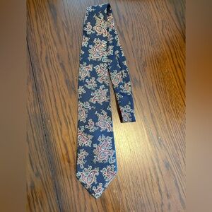 100% silk Bert Pulitzer Paisley Patterned Tie